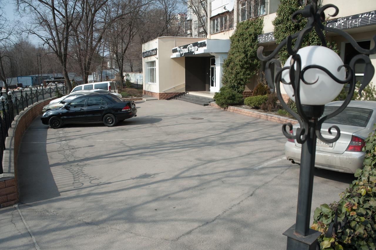 Bilyj Rojal Ξενοδοχείο Zaporizhia Εξωτερικό φωτογραφία